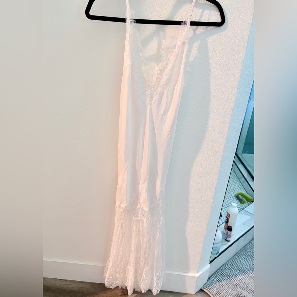 Victoria's Secret Ivory Lace-Trim Slip